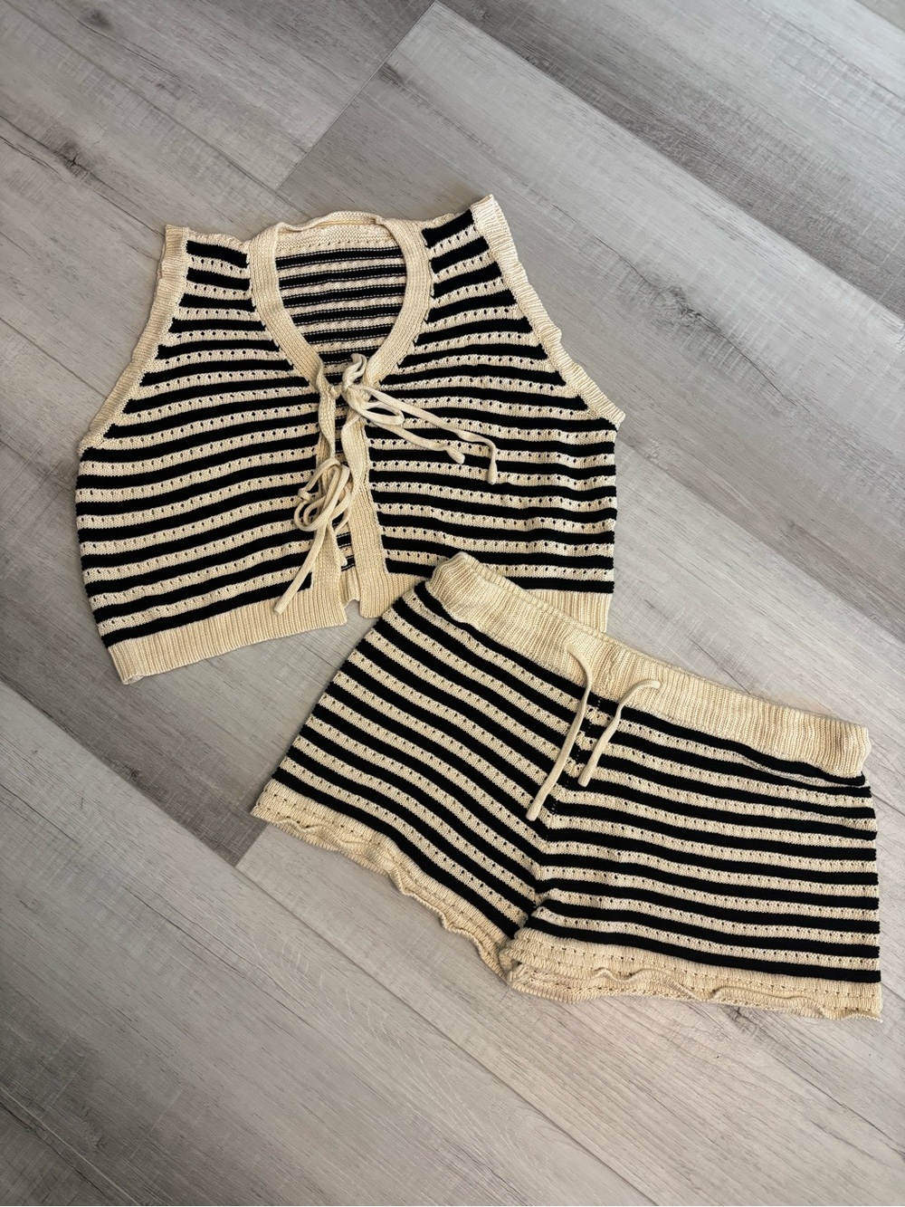 SHEIN Striped Knit Lounge Set Tie Front Vest & Shorts Beige Black Size L